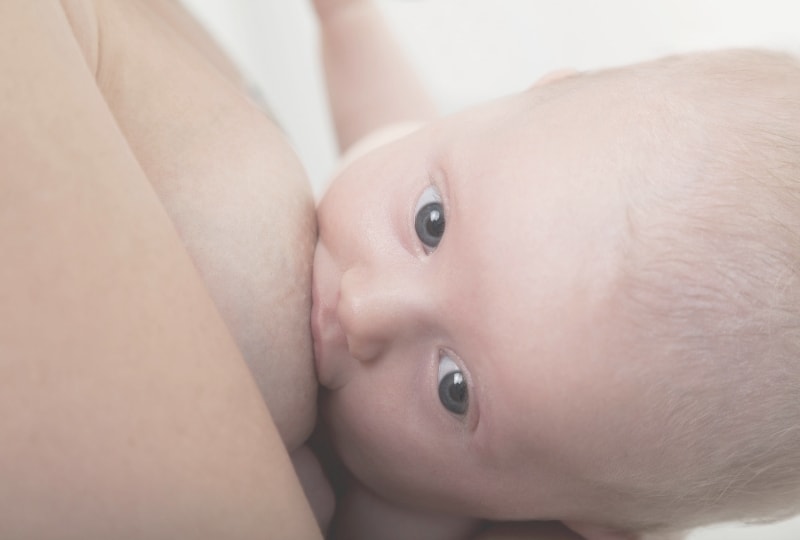 赤ちゃん主導の授乳とは？