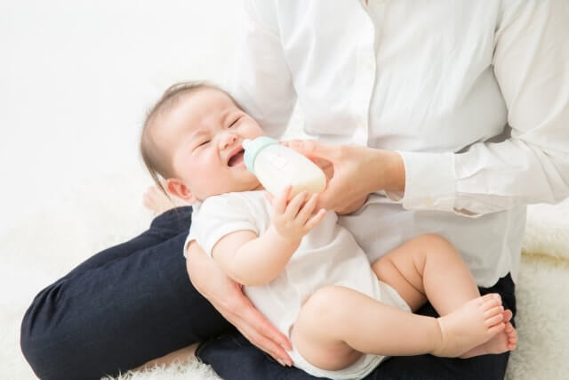 母乳不足感を感じてしまう理由と対処法