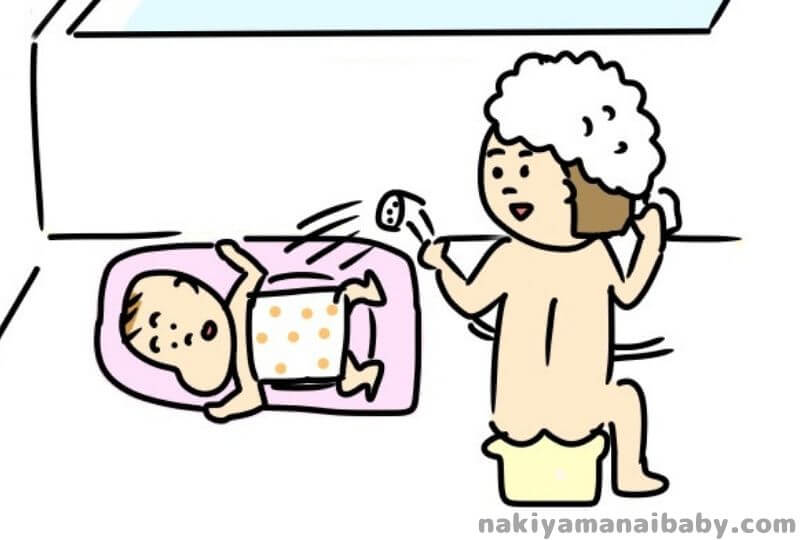 生後2~6月頃、お風呂マットに寝た赤ちゃんのイラスト